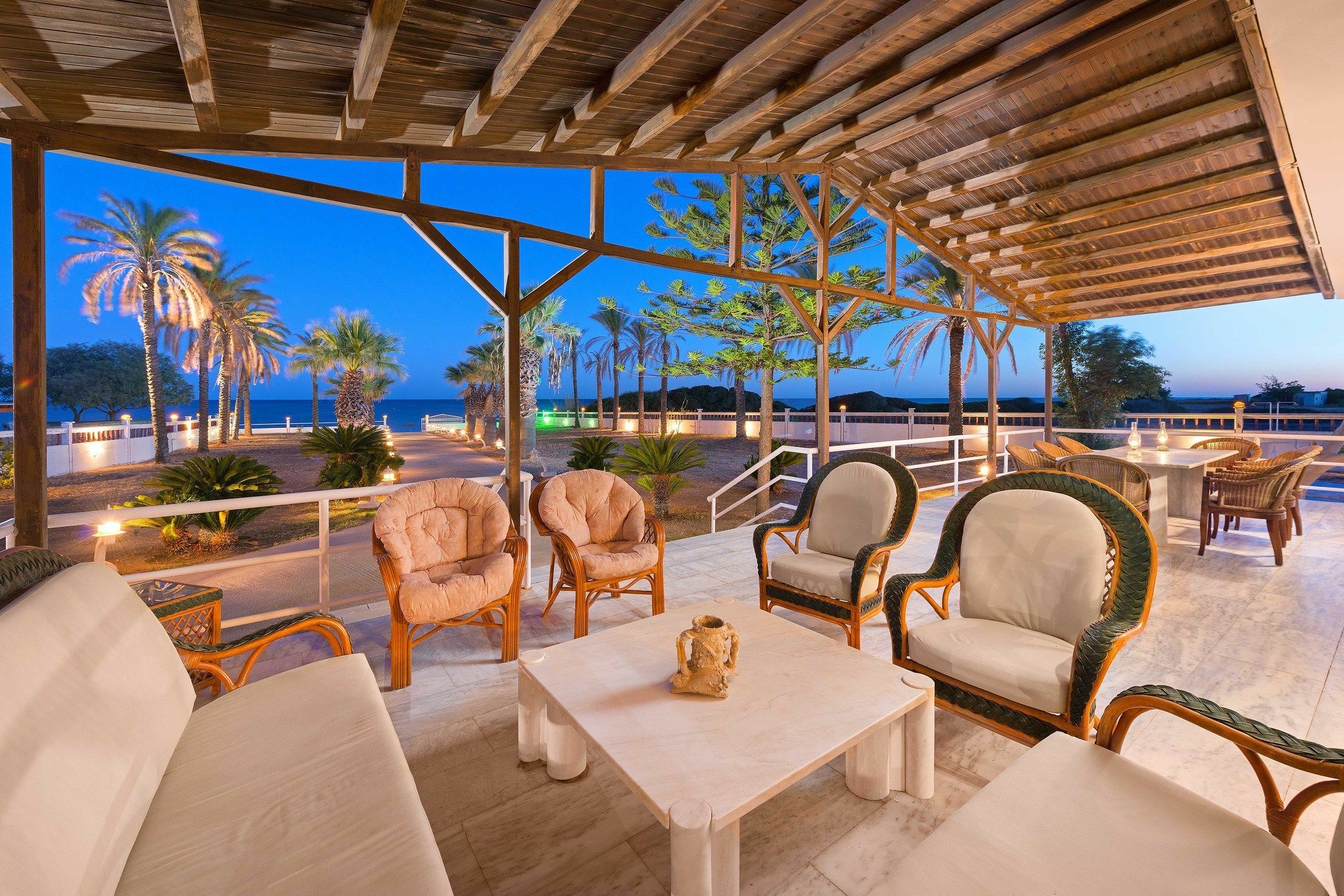 Villa Maria Beachfront Residence Kiotári Kültér fotó