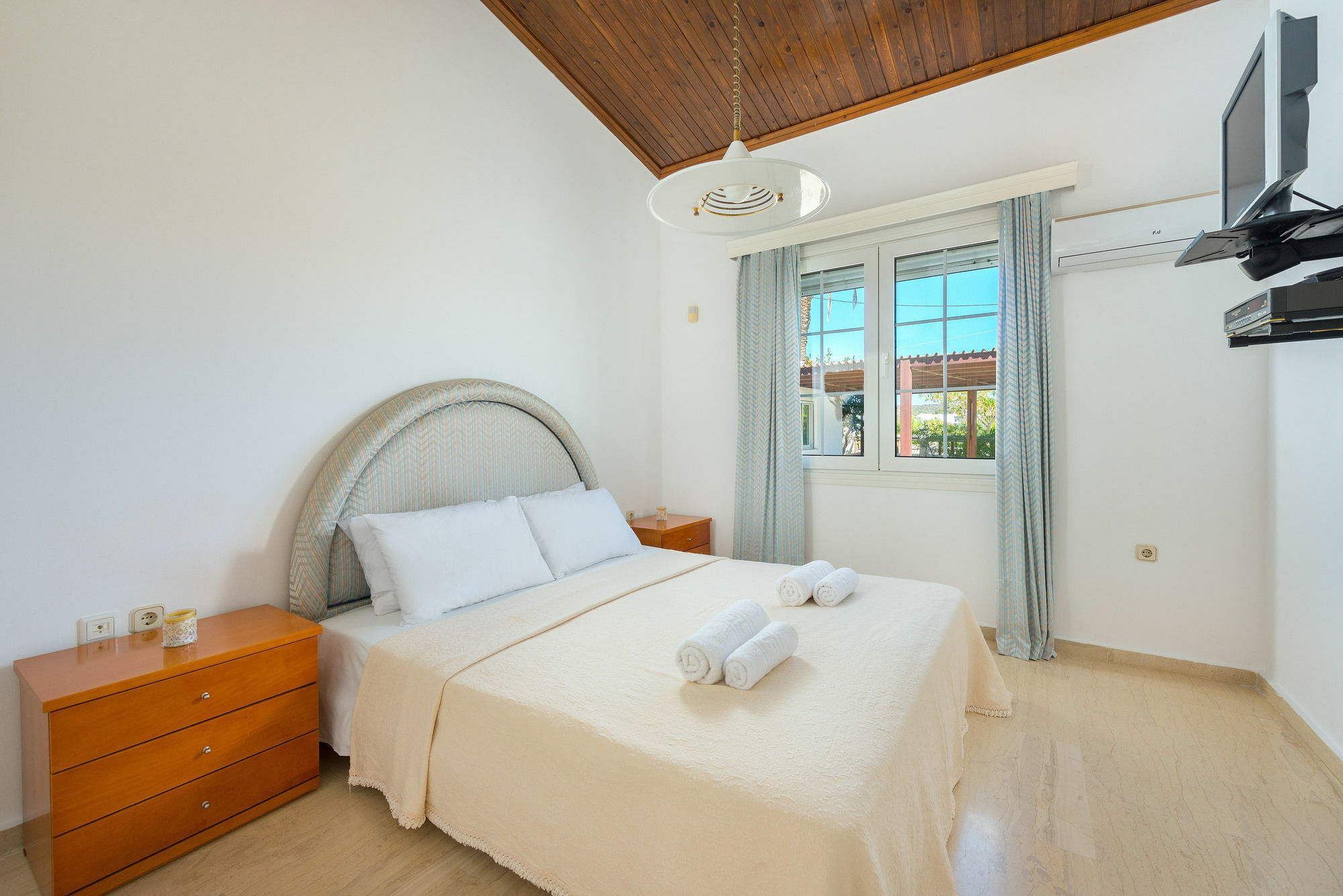 Villa Maria Beachfront Residence Kiotári Kültér fotó